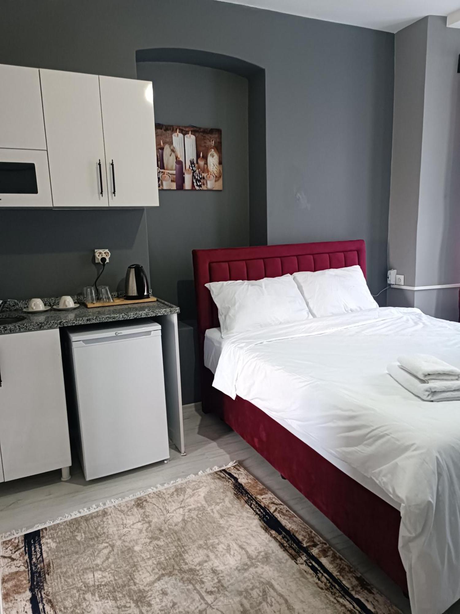الشقق الفندقية اسطنبولفي  Taksim Street House المظهر الخارجي الصورة